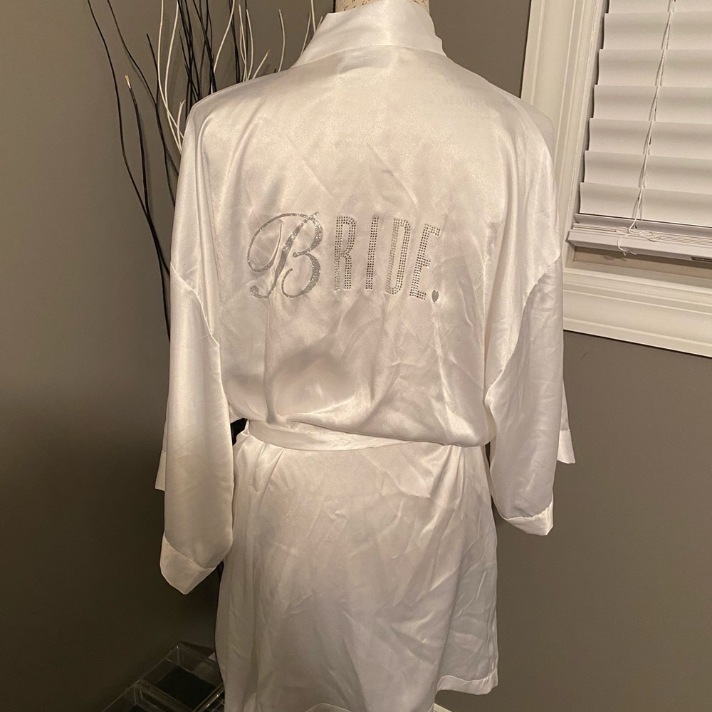 BRIDE ROBE